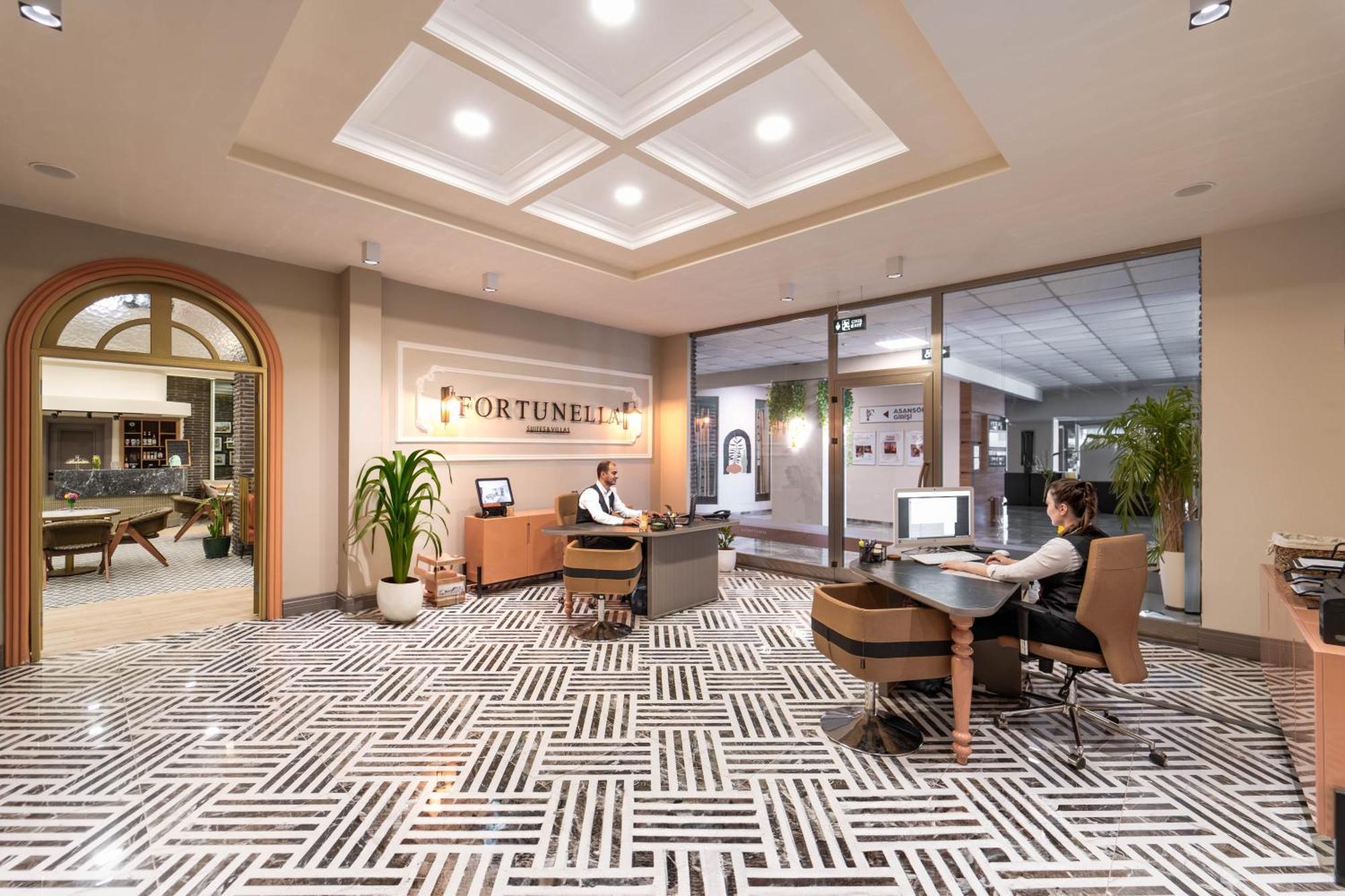 Fortunella Suites 피니케 외부 사진